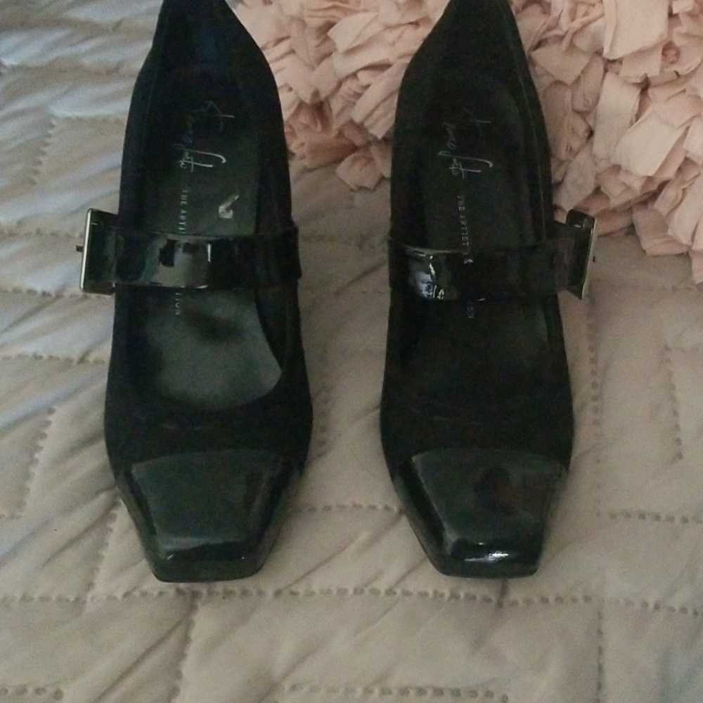 Franco Sarto Artist Collections shoes